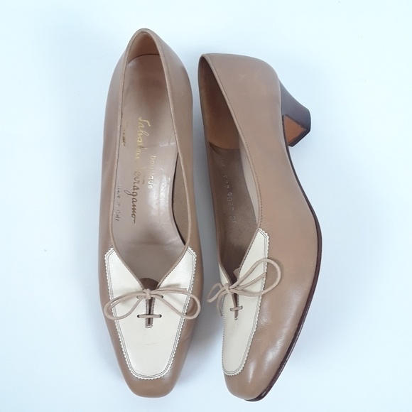 Salvatore Ferragamo Shoes - Salvatore Ferragamo Vintage Heel Loafers size 8.5